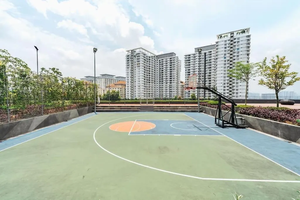 Kl East Mall-Theridge-Ps4-Pool Table-Netflix Kuala Lumpur Apartment